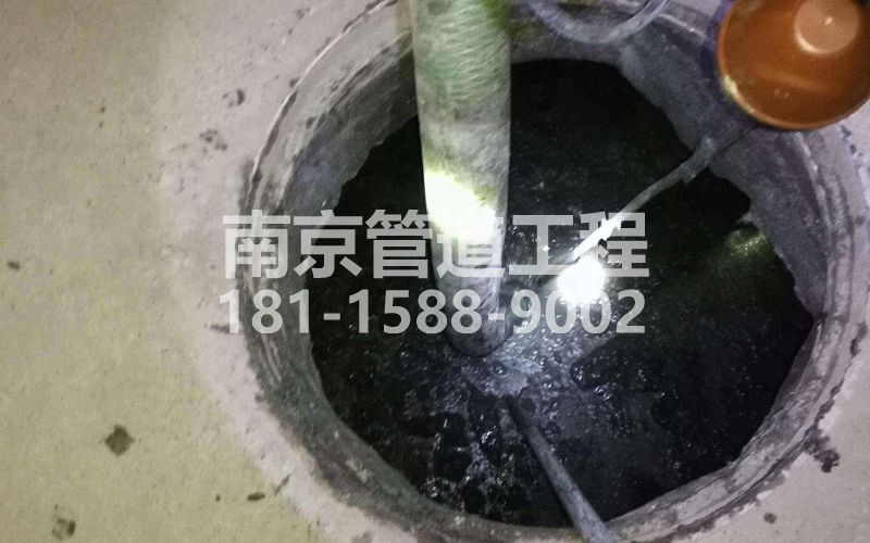 216市政清理化粪池