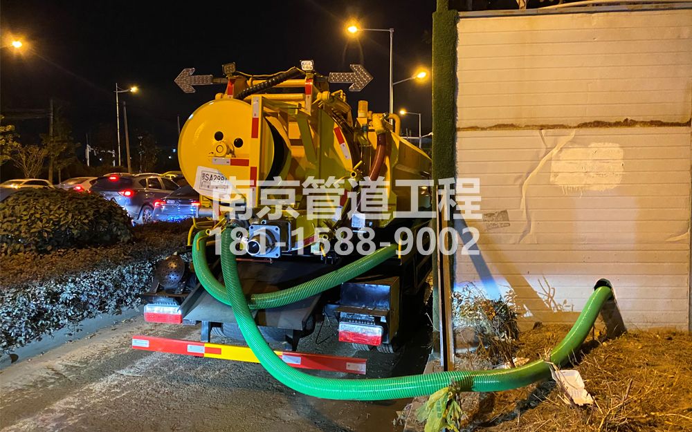 266市政临时工地抽粪